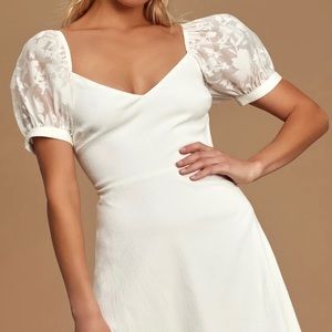 White Lulus dress